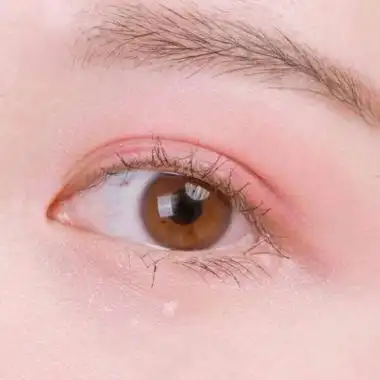 女生眼睛头像高清