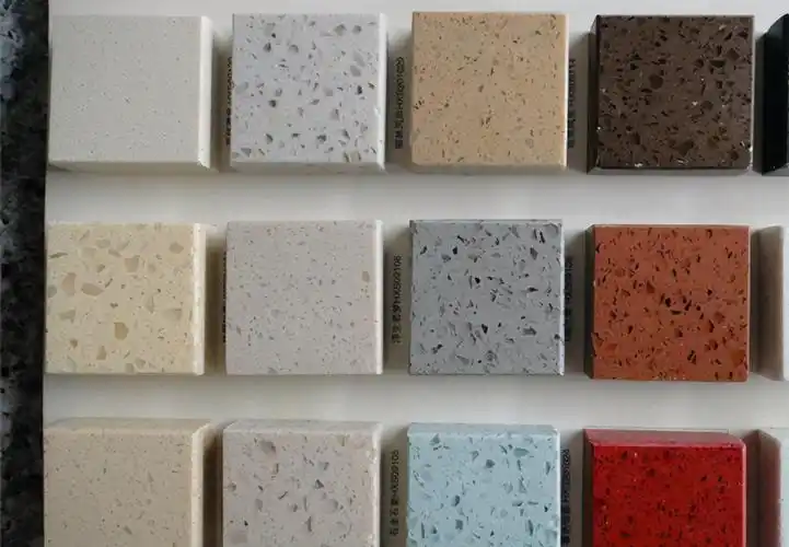 厨房台面用石英石,注意这4点不花冤枉钱~  1,价格:粉板>细颗粒板>粗