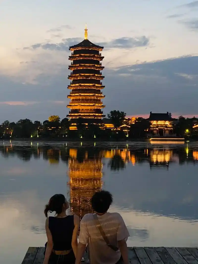 长沙望城铜官窑.打卡铜官窑古镇,古建筑群很美,商业化气息没那 - 抖音