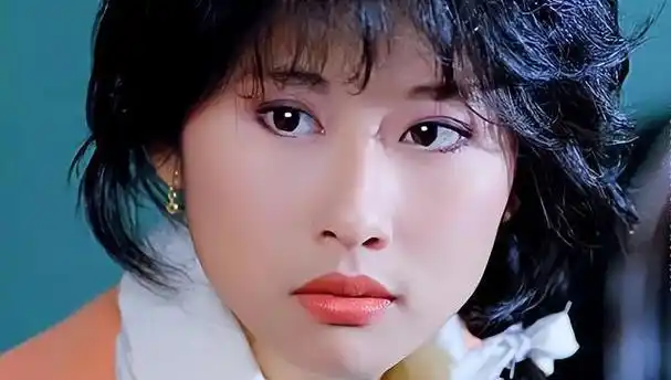 叶倩文嫁大14岁的林子祥,一心追求爱情,婚后多年无孩子图什么