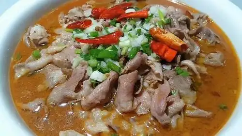 教你做水煮肥牛,牛肉鲜嫩入味,汤汁香辣诱人,3分钟就能学会