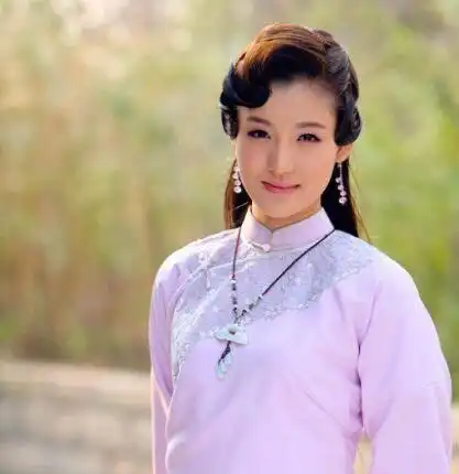 【图】陆翊的照片气质十足 新作《全城高考》即将上映