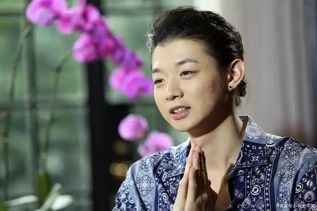 霍尊女友发文,称其逼迫自己主动分手,还被霍尊女性朋友恐吓