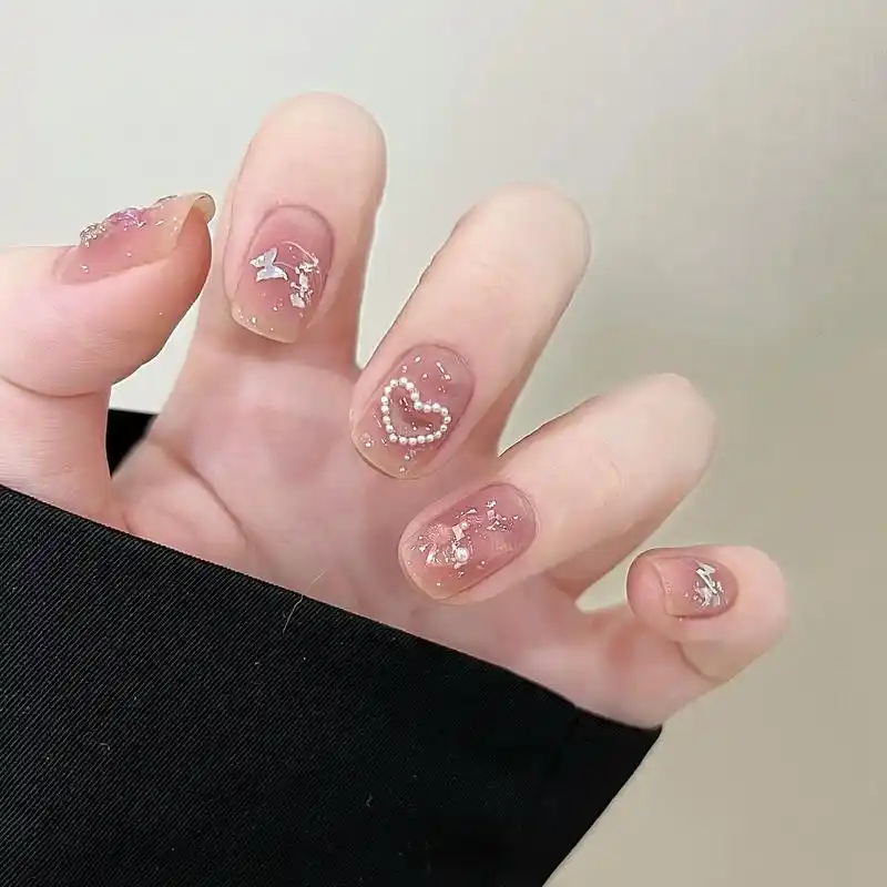 新年水润果冻感腮红晶石美甲97也太好看啦.