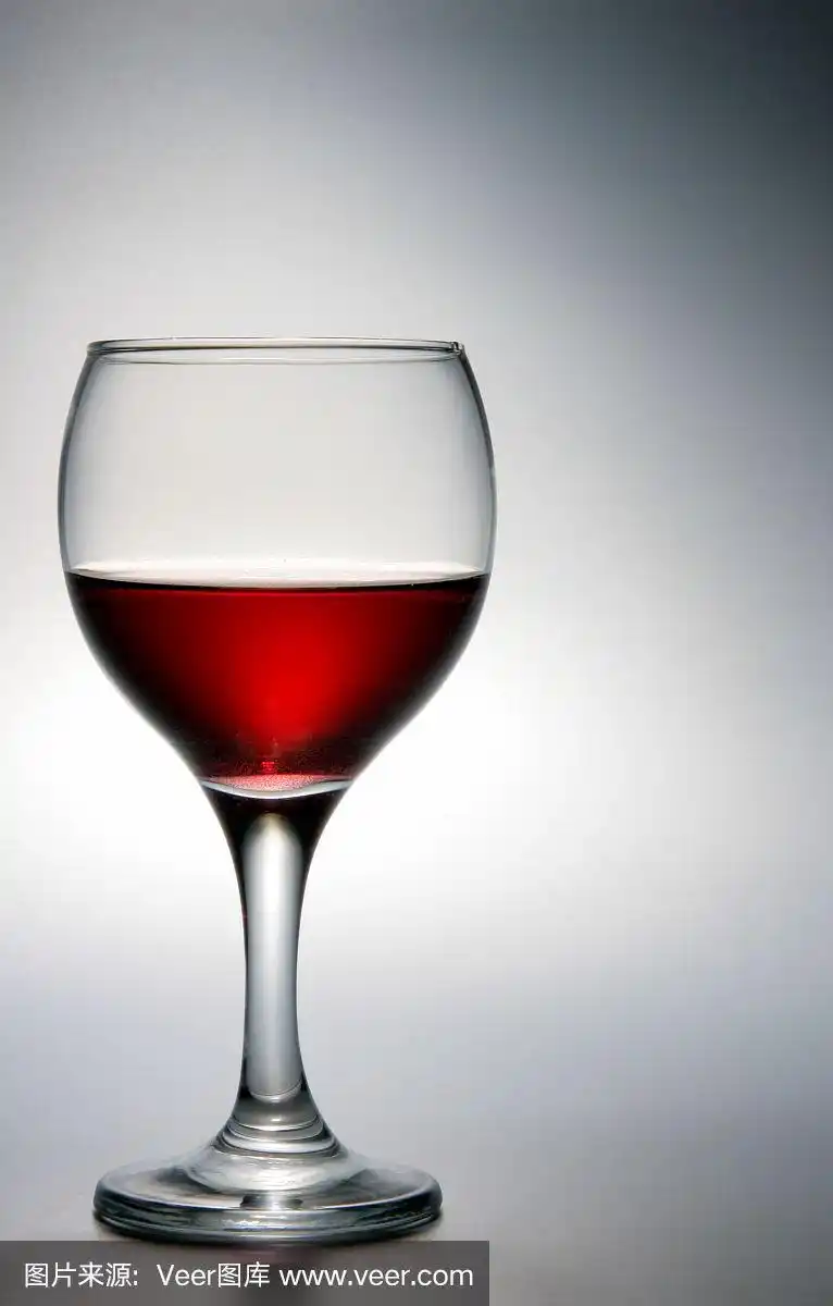 一杯红酒