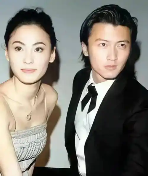 港媒爆料:谢霆锋17岁儿子和47岁女教练恋爱同居,张柏芝被气住院_王菲