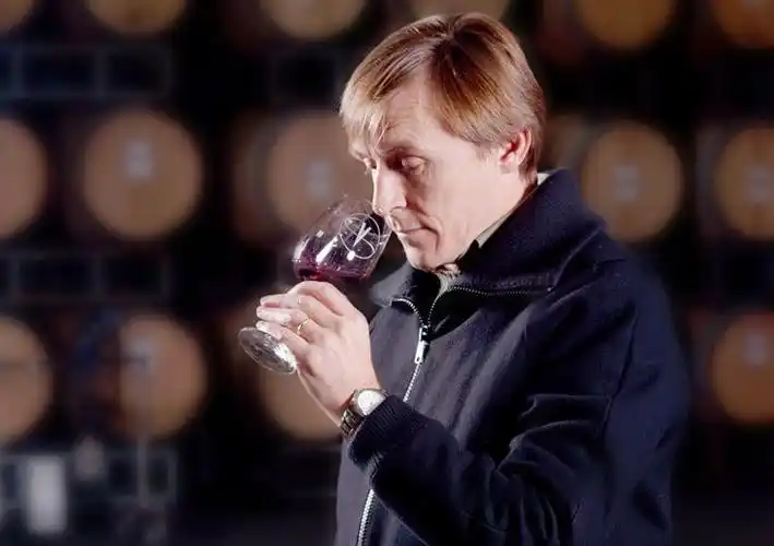 喝葡萄酒不闻酒,你将会错过了这些东西