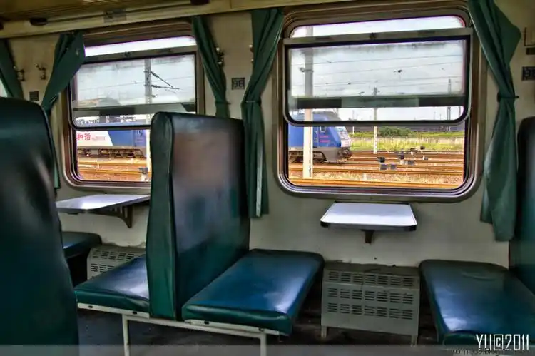 绿皮火车
