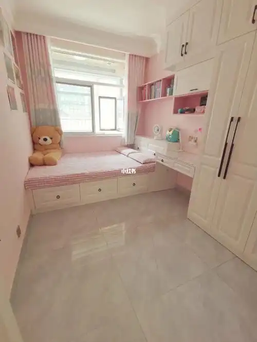 儿童房选择了打榻榻米,1.优点:①很好的利用了这10平方米的空间1.