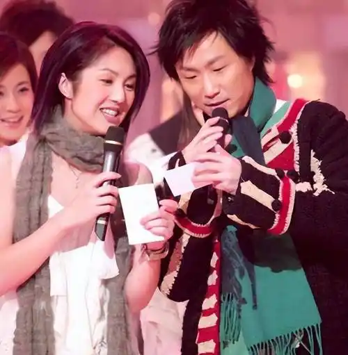 "艺术家"杨千嬅,人品贵重,因误会错过郑中基实在是太可惜!