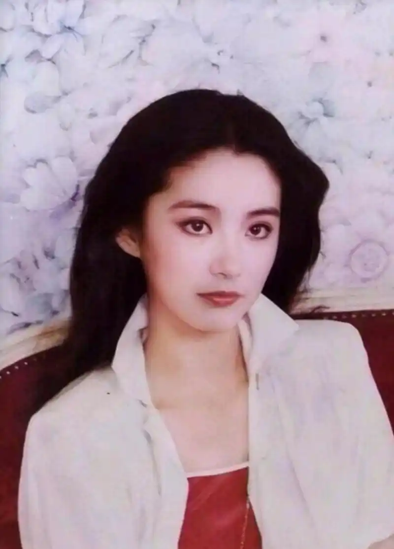 林青霞阿姨的学生时代一定是校花