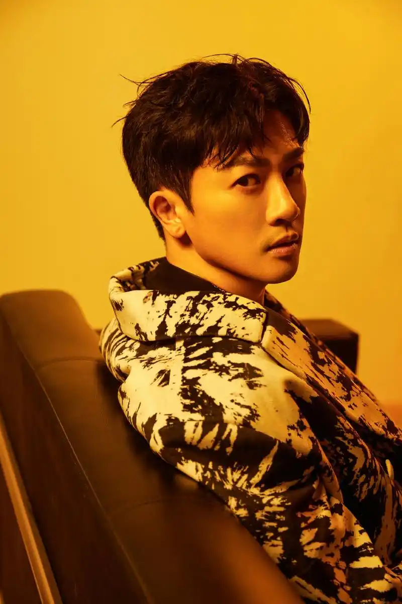 苏有朋质疑大众对偶像的成见我天生超不会演戏你怎么看zt