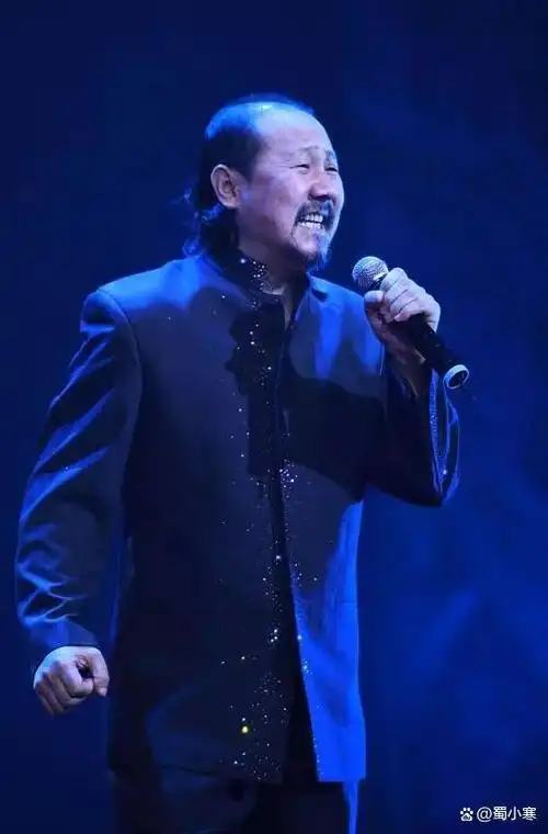 "草原歌王"腾格尔最好听的10首歌曲,好听又上头