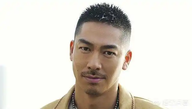 男士方脸不喜欢打理适合什么发型