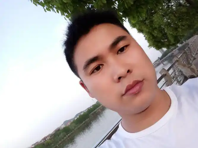 会员103342045照片