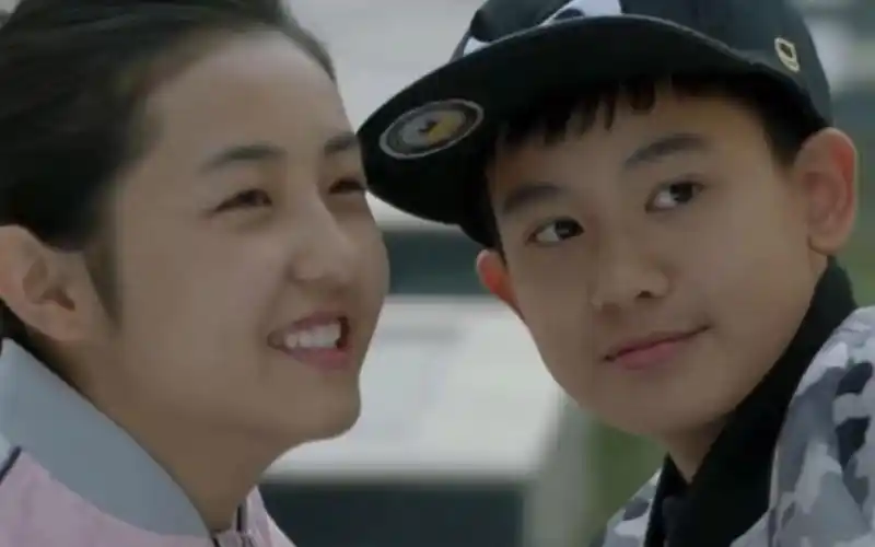 张子枫,胡先煦继《小别离》后二搭,这一次饰演一对甜蜜的新婚夫妻!