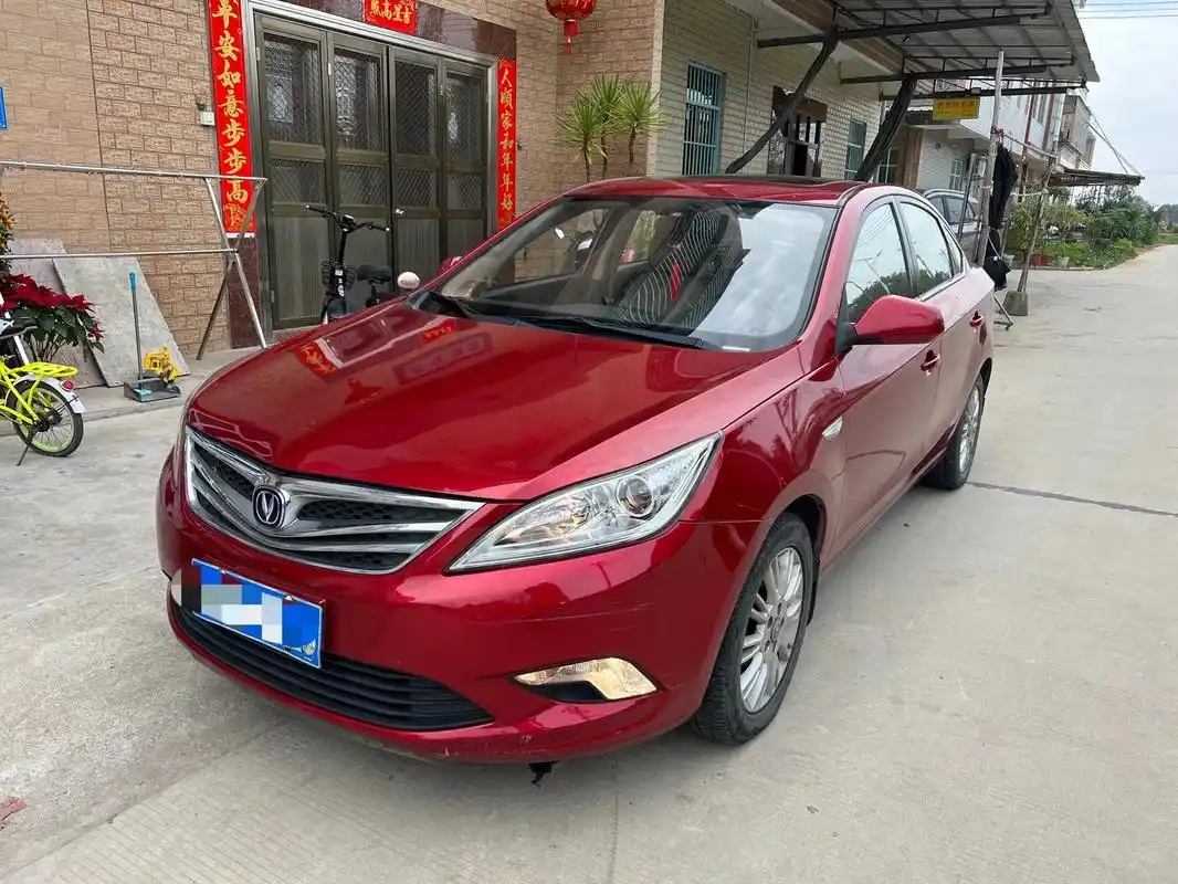 本地一手,13年长安逸动,1.6自波,实表3万多公里,左前有 - 抖音