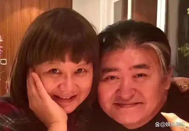 刘欢与妻子相识9天就闪婚却患上罕见疾病妻子选择不离不弃