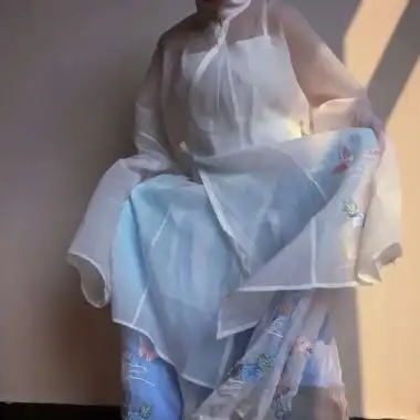 高清不露脸的古风部位头像女生真人图片