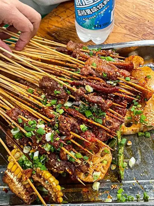 乐山油炸串串真的是什么神仙美食呀