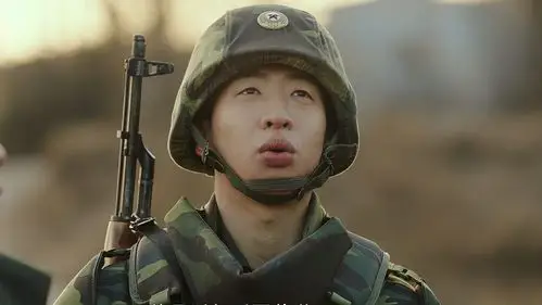 《爱的迫降》精彩片段,喜欢一个人是隐瞒不住的,眼神里都会有爱