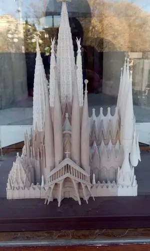 西葡之旅影集之【五】:西班牙奥运之城和西班牙现代派著名建筑大师