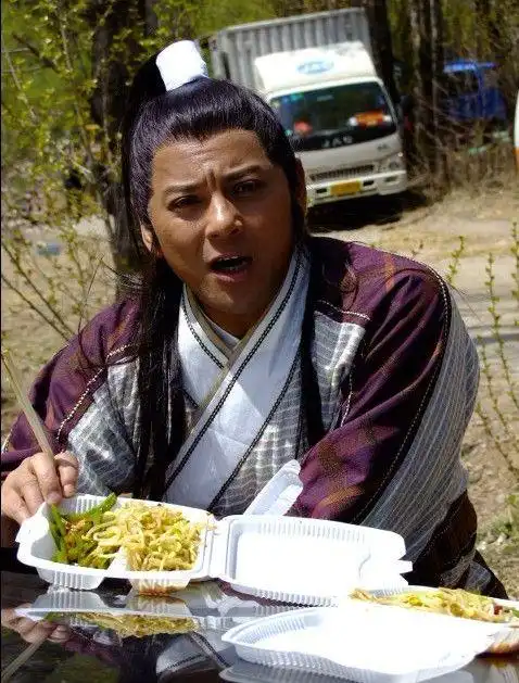 莫少聪杨丽菁《大玩家》演夫妻 挑战搞笑亲密戏