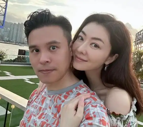 10年后再看郭富城现任妻子方媛才明白她与熊黛林谁更清醒