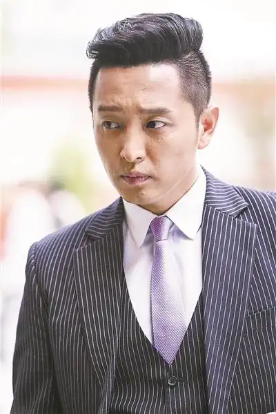 《冰锋》假夫妻 真家庭 营造战乱真情