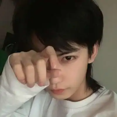 qq真人男生头像