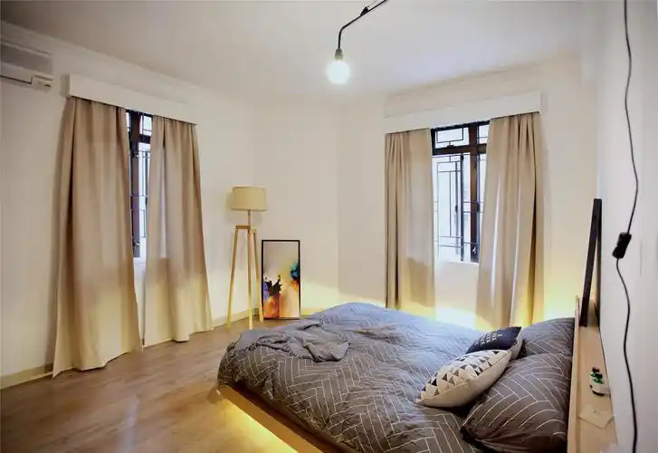 小户型两居卧室装修效果图