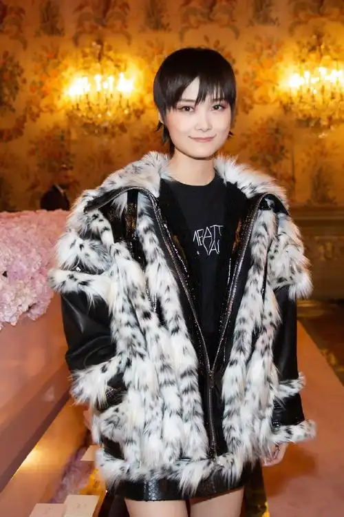 李宇春机车皮酷美写真图片413