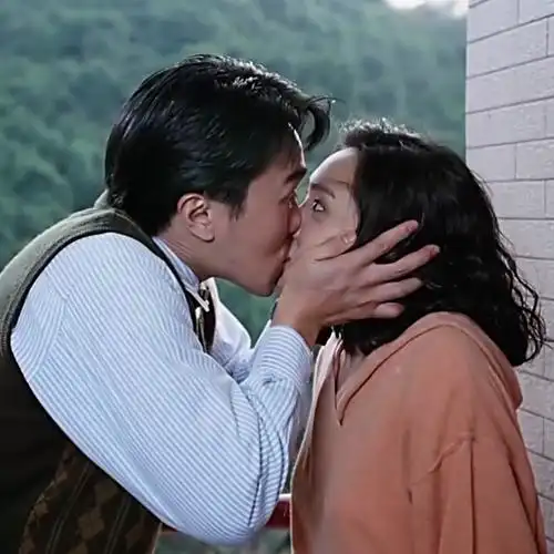 《逃学威龙2》[自截] [电影] [男头] [女头] [明星] [复古] [怀旧]