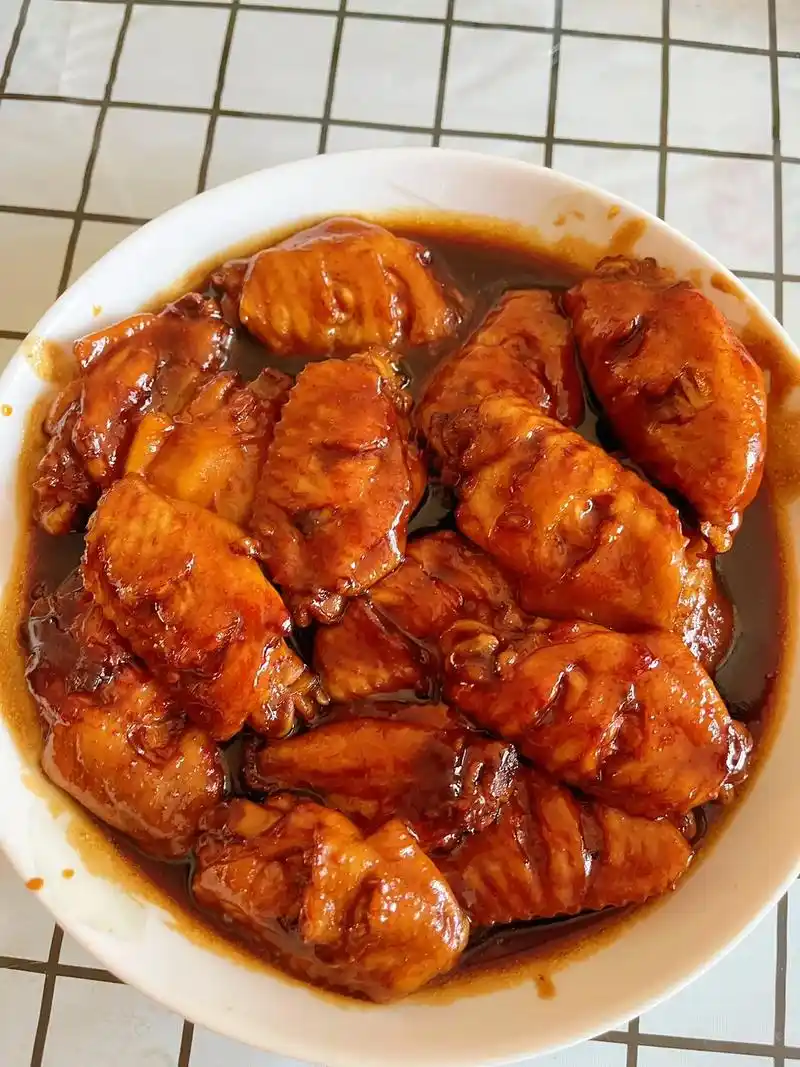 你们猜猜我的选择!#可乐鸡翅#美食分 - 抖音