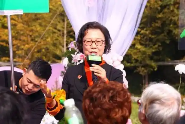 徐博士说,这是一次和家人,老友们一年一度的相聚,博可生物的二十八年