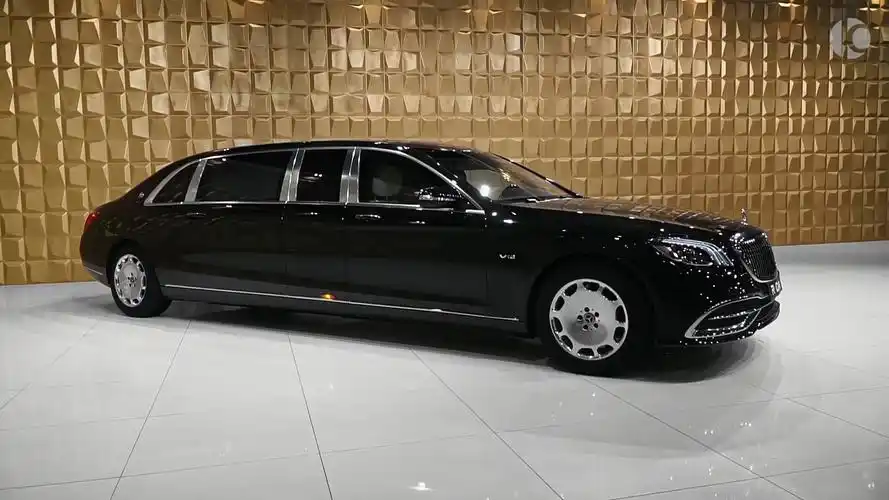 售价180万美元的防弹版梅赛德斯奔驰迈巴赫s600l_哔哩哔哩_bilibili