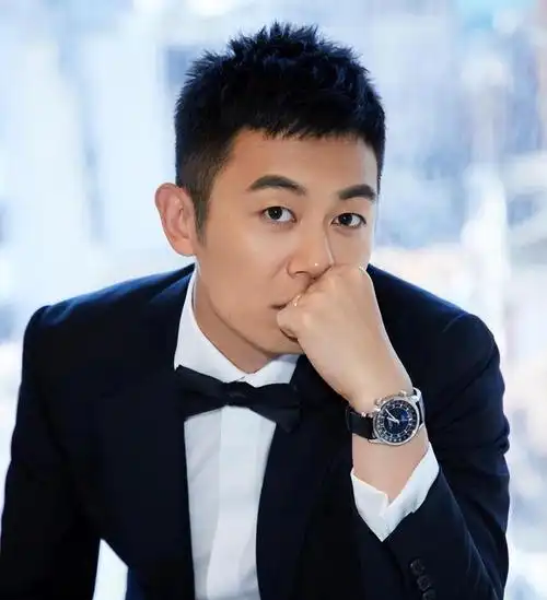 回顾朱亚文抛弃相恋七年的富家女娶陈思诚前女友至今零绯闻