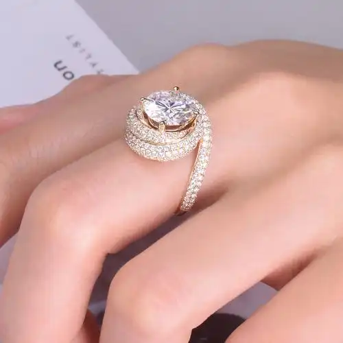 山竹钻婚华满奢华钻戒3克拉黄金18k戒指台风手饰