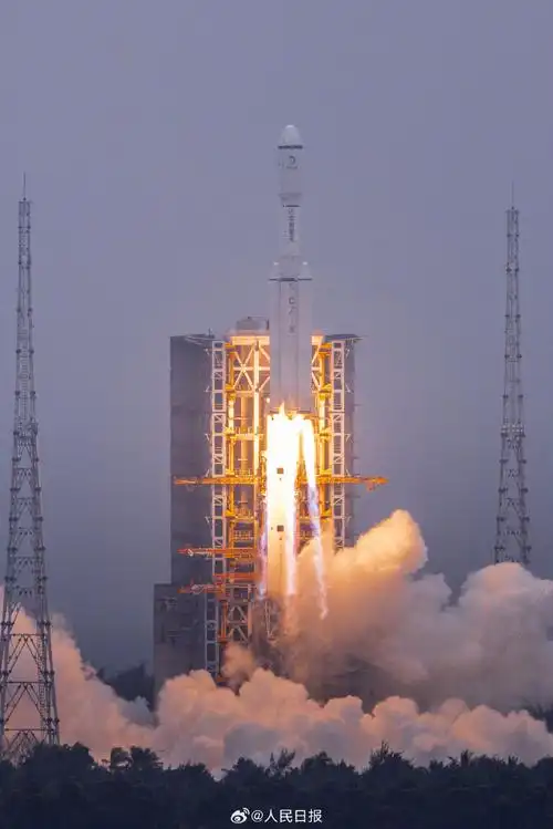 #鹊桥二号中继星发射圆满成功##鹊桥二号中继星今日