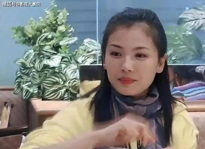 刘涛曾与李玮珉相恋四年,刘涛幸福美满,而他至今仍是单身