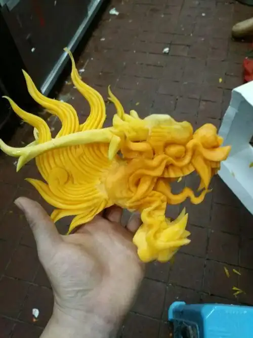 郭慧春老师18613857538 写美篇最新课程内容及收费 1,食品雕刻班学费