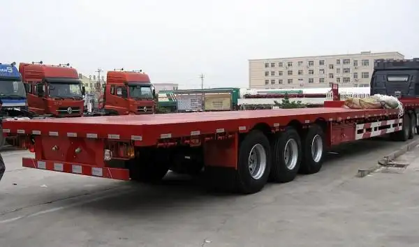 半挂车的尺寸是15米;集装箱货车的尺寸是6到14米;集装箱货车,半挂车