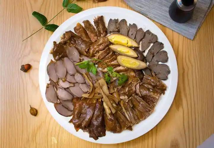 短期学习凉拌菜技术 揭阳汕头潮州熟食卤菜凉菜培训