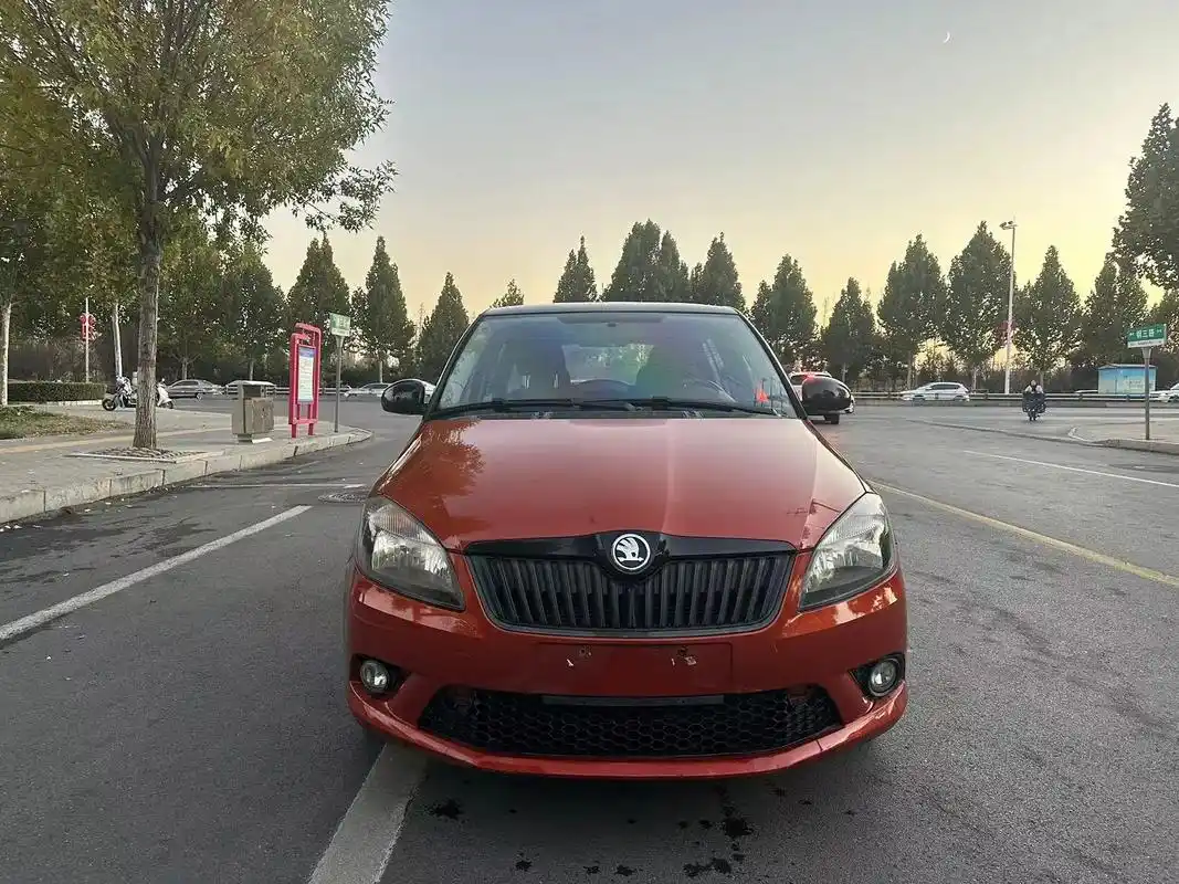 新到,16年上海大众斯柯达晶锐,自动1.