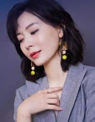 30一40岁女人发型短发,2022最新减龄短发发型