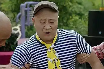 25乡村爱情刘小光直播和粉丝聊天,自己的往事什么都敢说,太搞笑了来源