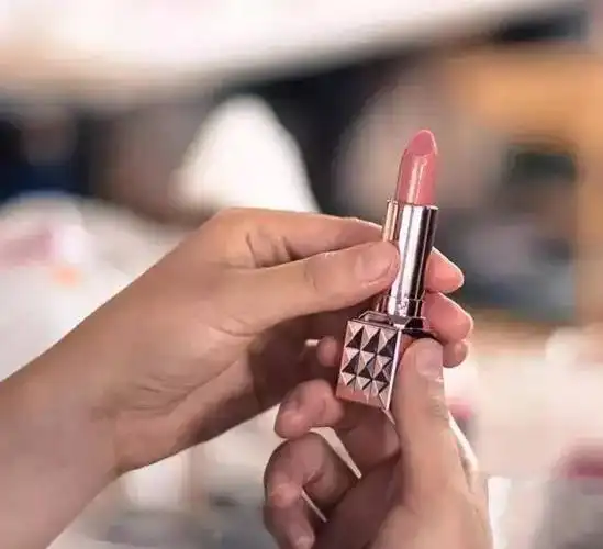 手作沙龙丨这样做出来的口红竟然能吃不信你来尝尝