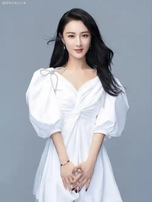 现在,随着这两位艺人的解约,不知道代言其他这些诋毁新疆品牌的艺人