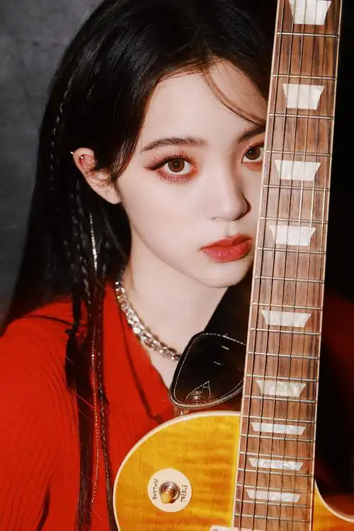 欧阳娜娜妩媚性感图片写真