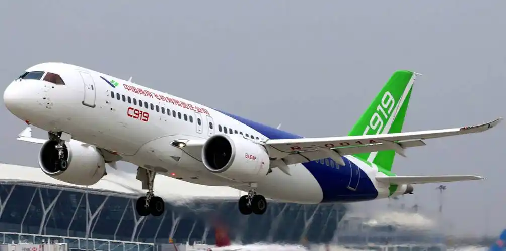 c919商业航班首飞成功,中国人终于坐上自己的大飞机了!